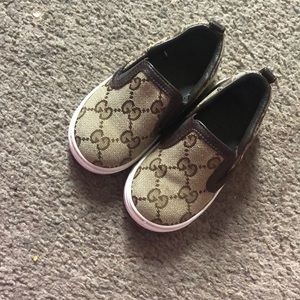 Gucci shoes in great condition only worn 2 times